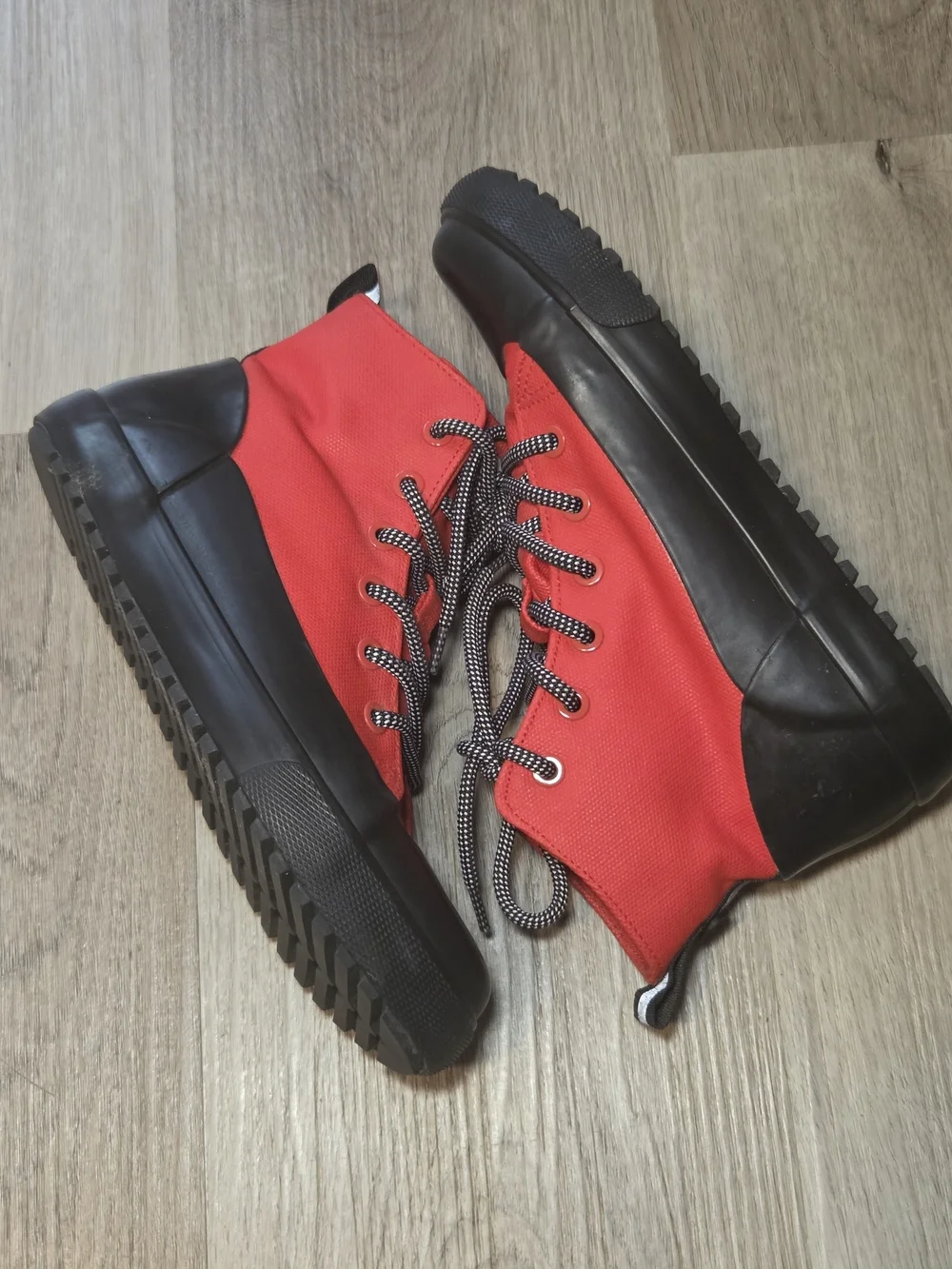 Hunter for Target Kids Red and Black Lace-Up Rain Boots